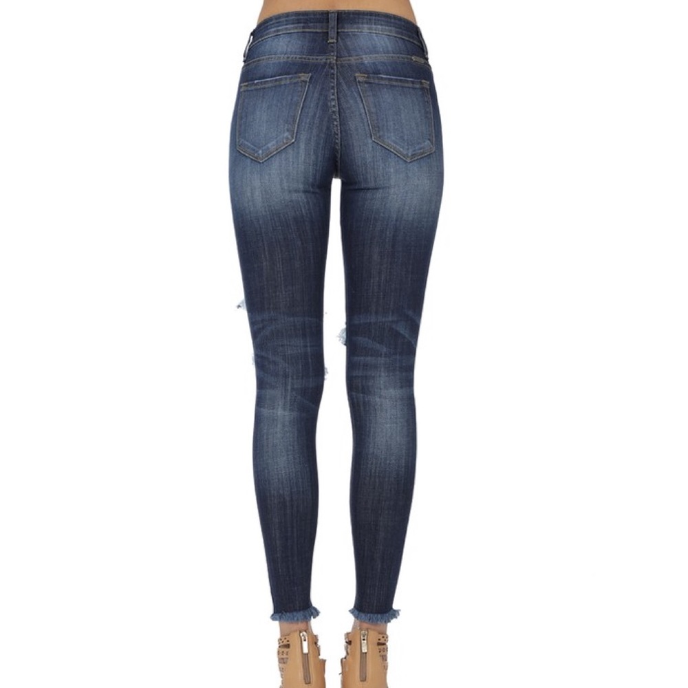 💎 Dark wash distressed skinny jeans - Picture 2 of 4